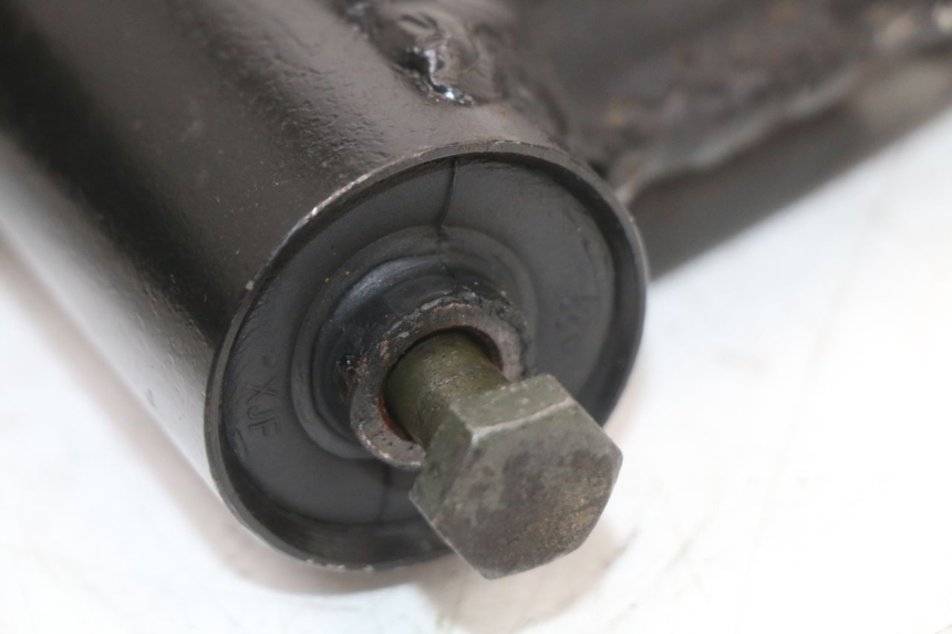 photo de ENGINE MOUNT PIAGGIO FLY 2T 50 (2004 - 2017)