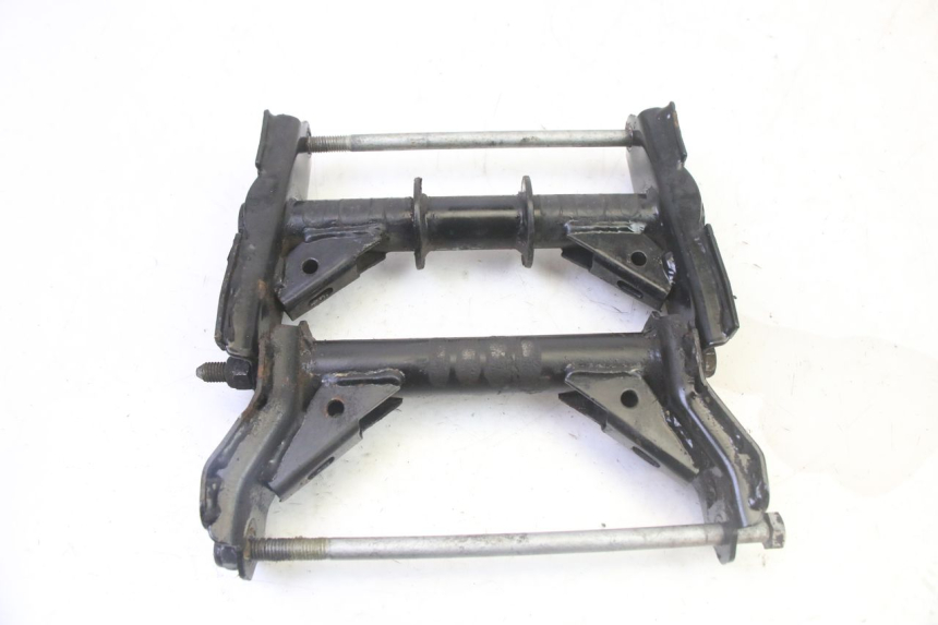 photo de ENGINE MOUNT PEUGEOT SATELIS 125 (2013 - 2018)