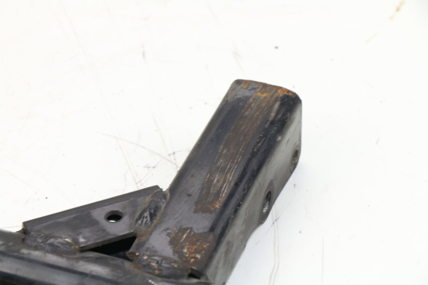 photo de ENGINE MOUNT YAMAHA TRICITY 125 (2012 - 2016)
