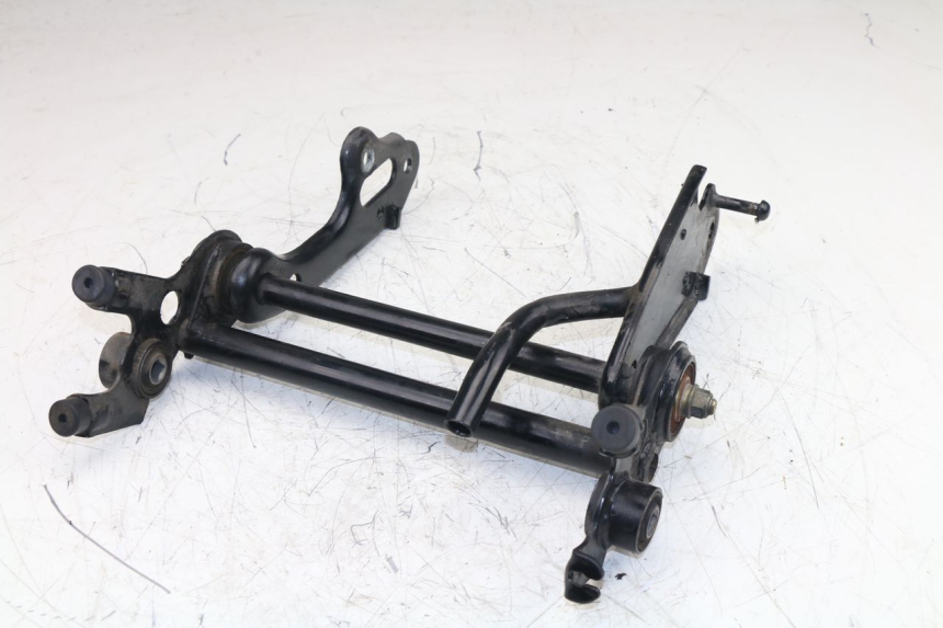 photo de ENGINE MOUNT YAMAHA VITY 125 (2008 - 2013)