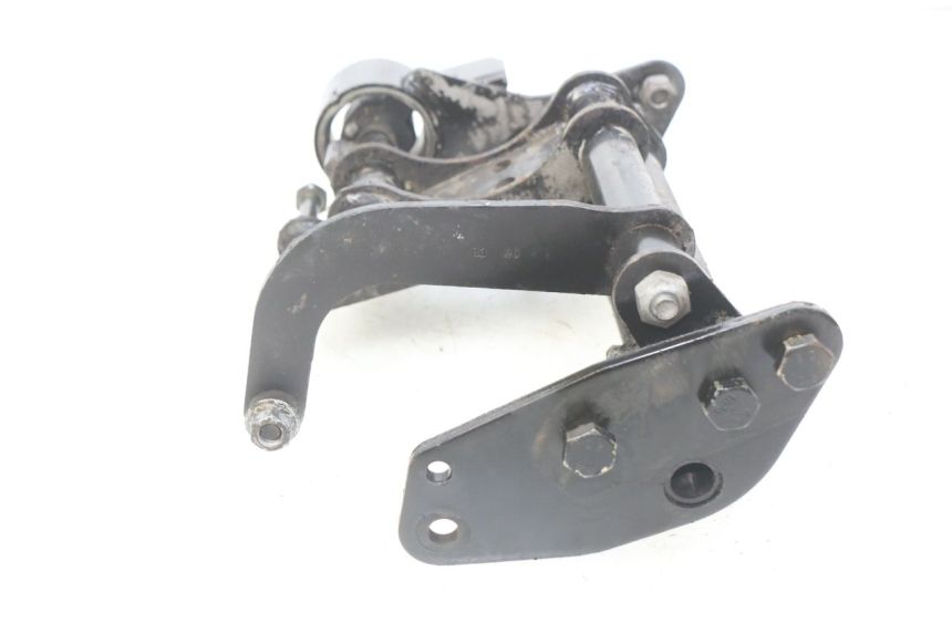 photo de ENGINE MOUNT PIAGGIO X9 EVOLUTION 125 (2003 - 2007)