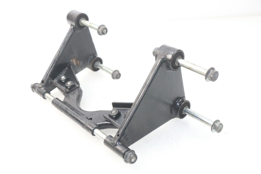 photo de ENGINE MOUNT YAMAHA YP X-MAX XMAX 400 (2014 - 2017)