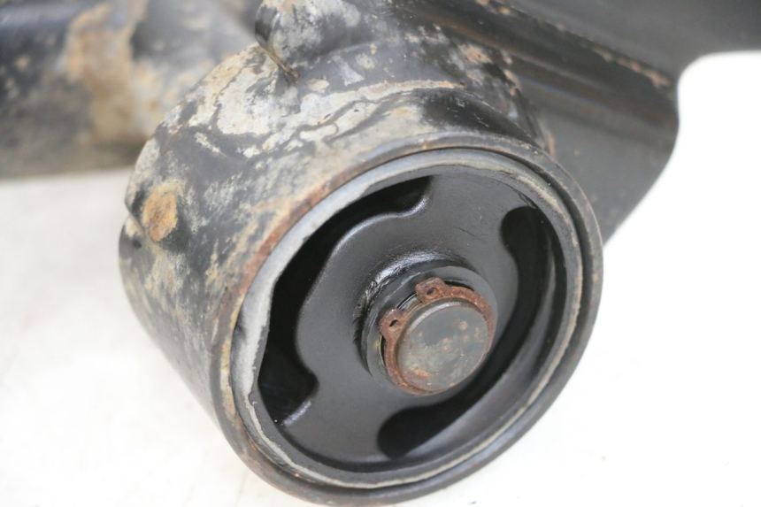 photo de ENGINE MOUNT PIAGGIO ZIP 4T 50 (2018 - 2020) - Checked used part