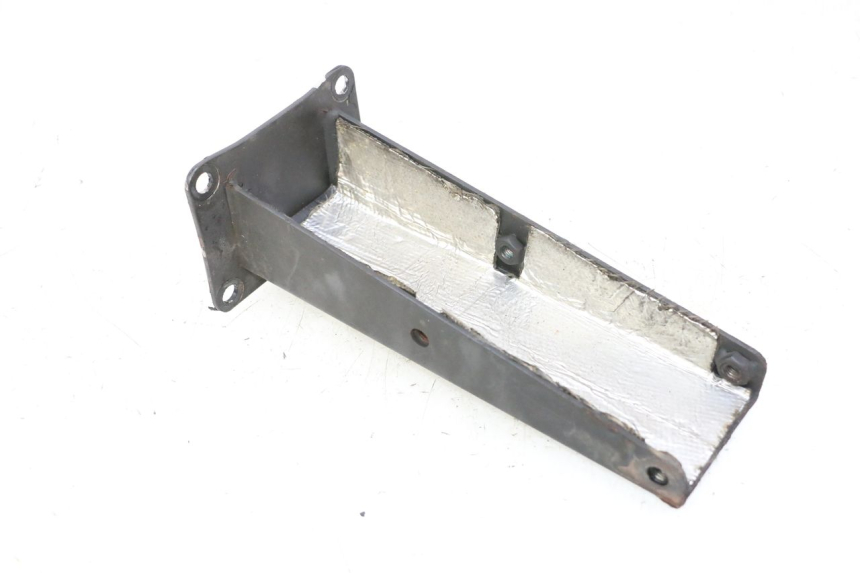 photo de EXHAUST MOUNT QUADRO 4 4D 350 (2015 - 2018)