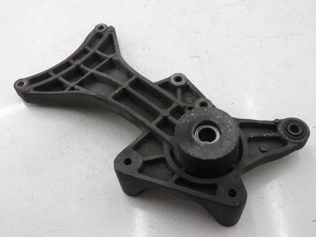 photo de EXHAUST MOUNT DAELIM S2 FI 125 (2008 - 2017)