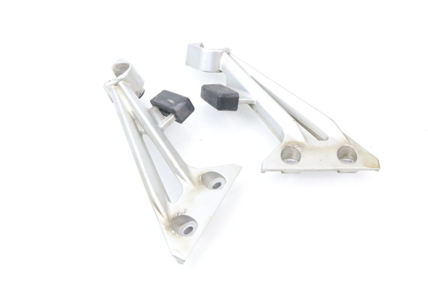 photo de EXHAUST MOUNT YAMAHA FJR ABS 1300 (2006 - 2012) - Zoom on usage condition