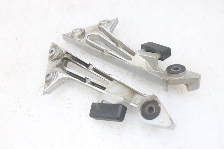 photo de EXHAUST MOUNT YAMAHA FJR ABS 1300 (2006 - 2012) - Zoom on usage condition