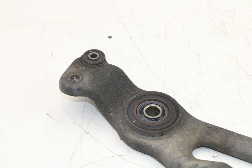 photo de EXHAUST MOUNT MBK FLAME 125 (2000 - 2004)