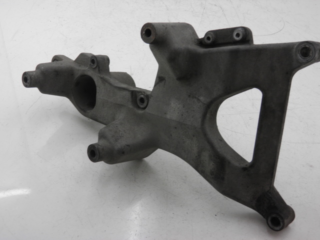 photo de EXHAUST MOUNT HONDA FES PANTHEON 125 (2003 - 2007)