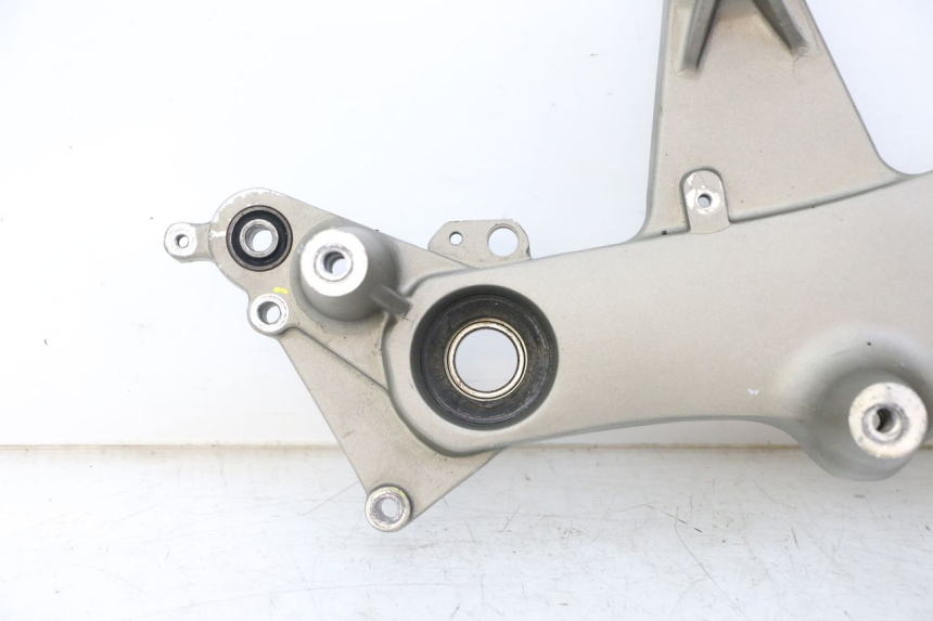photo de EXHAUST MOUNT KYMCO XCITING 500 (2007 - 2010)