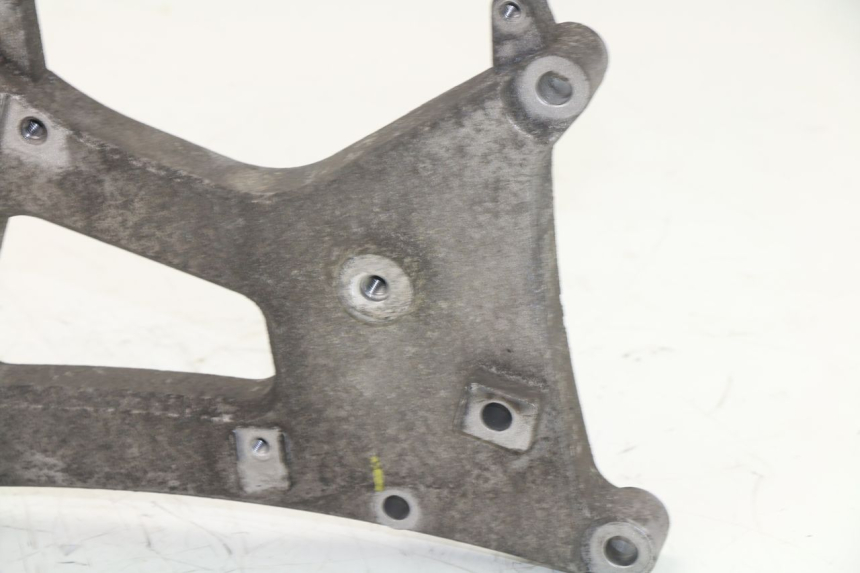 photo de EXHAUST MOUNT PIAGGIO X10 500 (2012 - 2018)