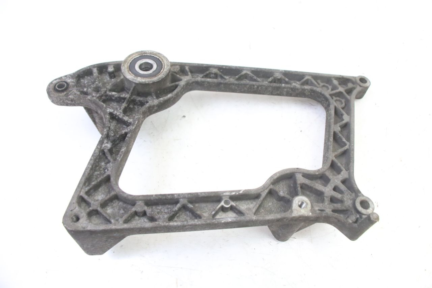 photo de EXHAUST MOUNT PEUGEOT SATELIS 125 (2013 - 2018)