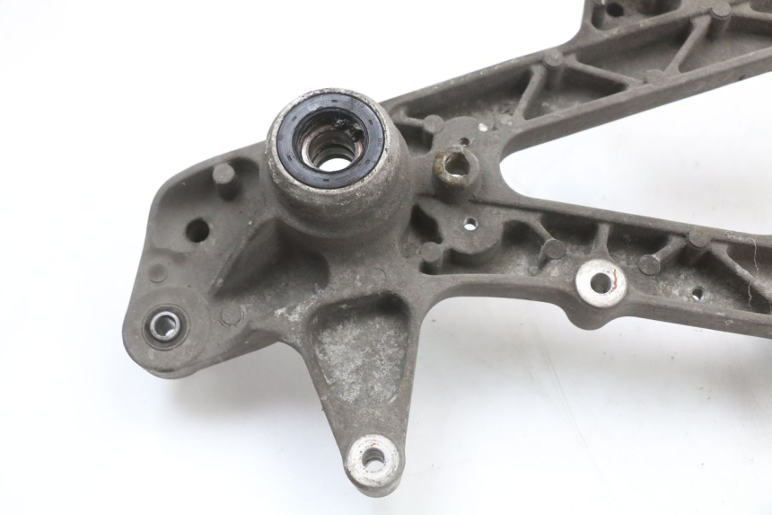 photo de EXHAUST MOUNT HONDA SH ABS 125 (2012 - 2017)