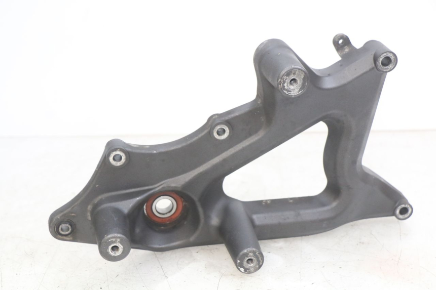 photo de POT SUPPORT SYM GTS EFI 125 (2012 - 2016)