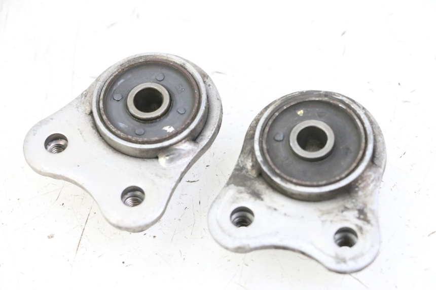 photo de EXHAUST MOUNT YAMAHA XJ6 ABS 600 (2008 - 2016)