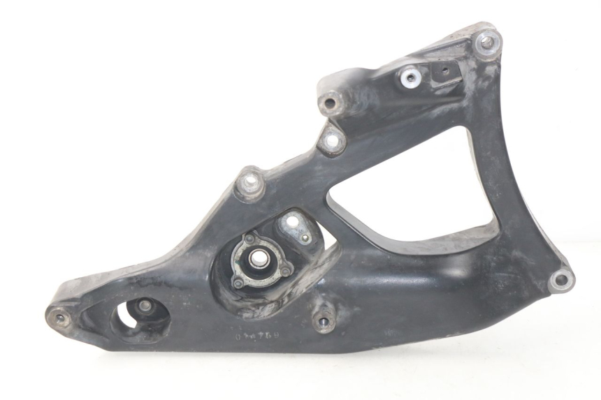 photo de EXHAUST MOUNT YAMAHA YP X-MAX XMAX 400 (2014 - 2017)
