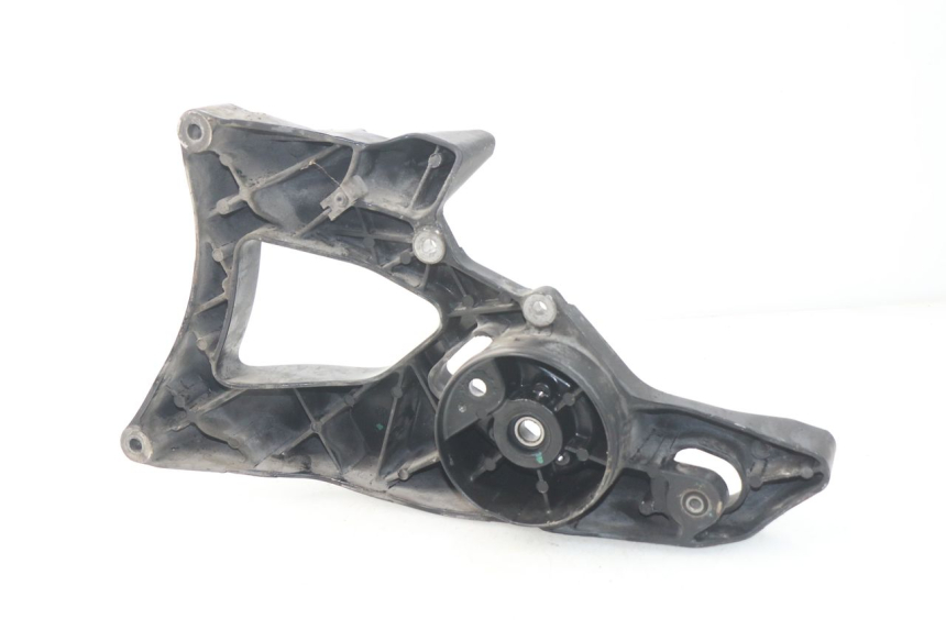 photo de EXHAUST MOUNT YAMAHA YP X-MAX XMAX 400 (2014 - 2017)