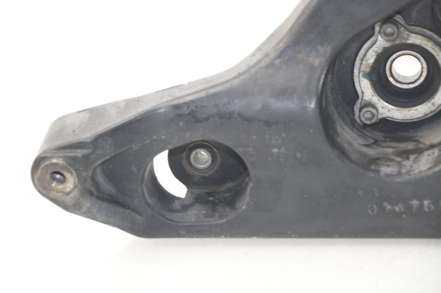 photo de EXHAUST MOUNT YAMAHA YP X-MAX XMAX 400 (2014 - 2017)