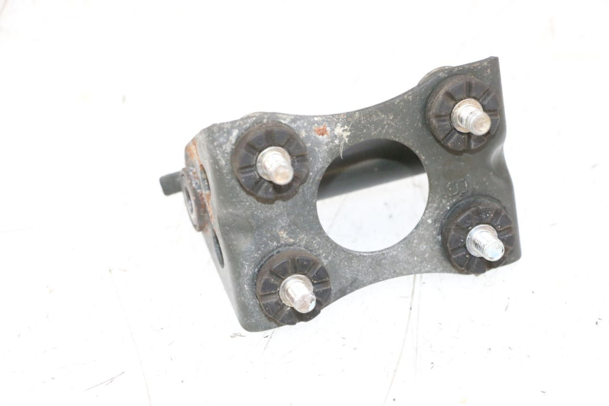 photo de FUEL TANK MOUNT SUZUKI GSXR GSX-R 1000 (2003 - 2004) - Zoom on usage condition