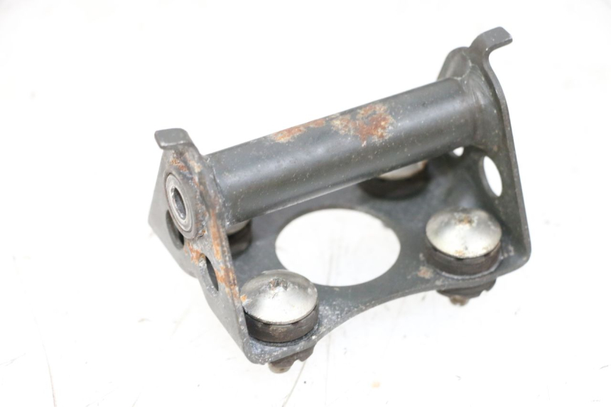 photo de FUEL TANK MOUNT SUZUKI GSXR GSX-R 1000 (2003 - 2004) - Alternative perspective