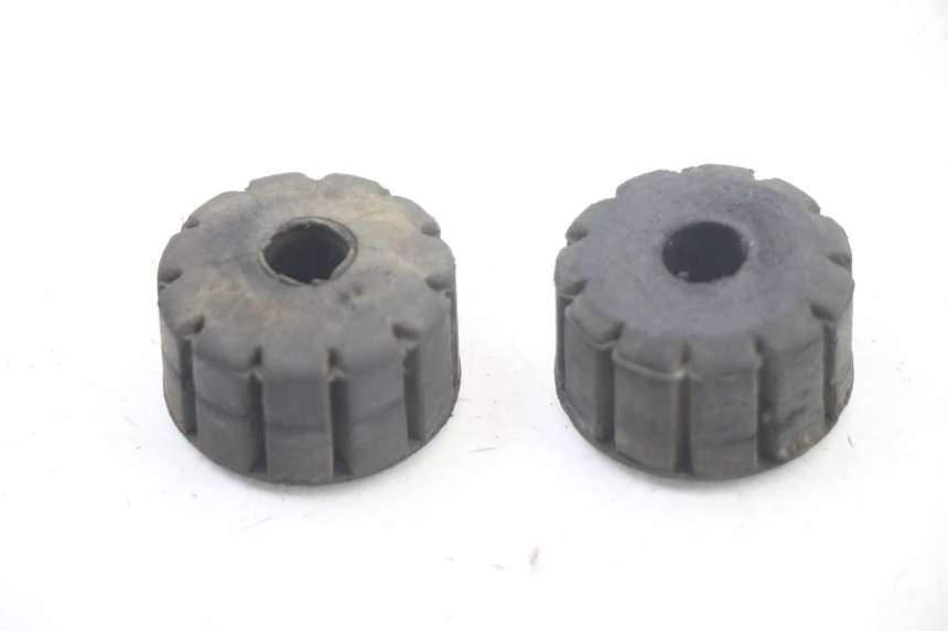 photo de FUEL TANK MOUNT HONDA VT C2 SHADOW 750 (1997 - 2001)