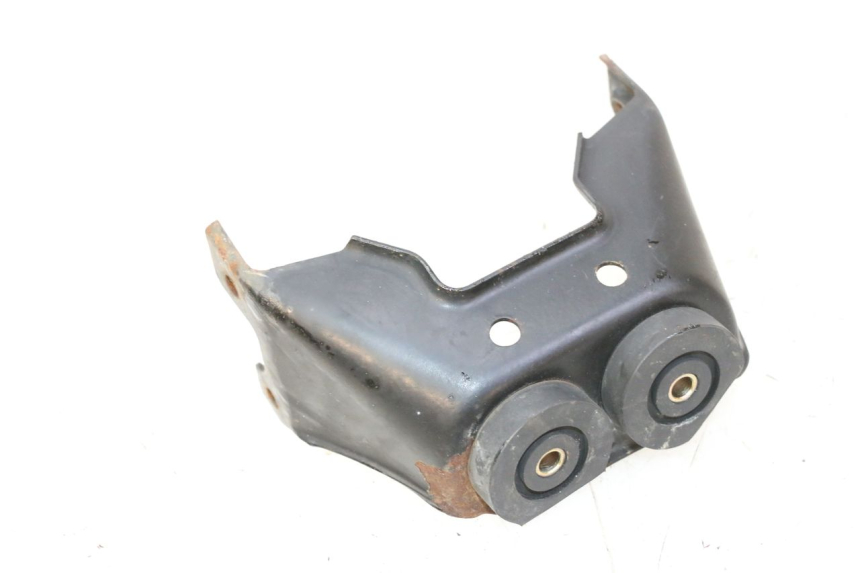 photo de FUEL TANK MOUNT TRIUMPH SPRINT 900 (1995 - 1998)