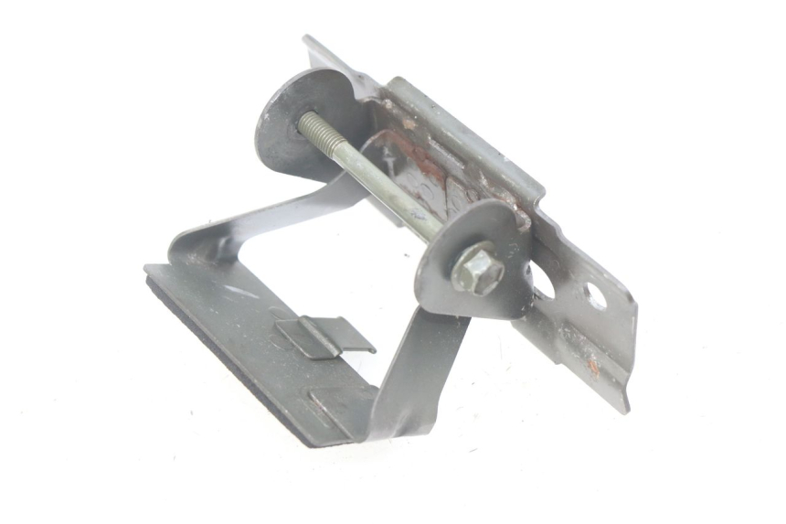 photo de TANK BRACKET SUZUKI SV N 650 (1999 - 2002)