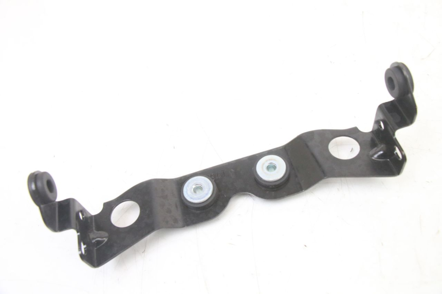 photo de FUEL TANK MOUNT YAMAHA TRACER 7 700 (2020 - 2024) - Zoom on usage condition