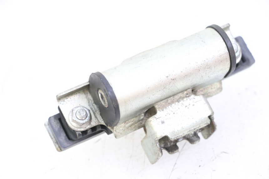 photo de FUEL TANK MOUNT YAMAHA XJ6 ABS 600 (2008 - 2016)
