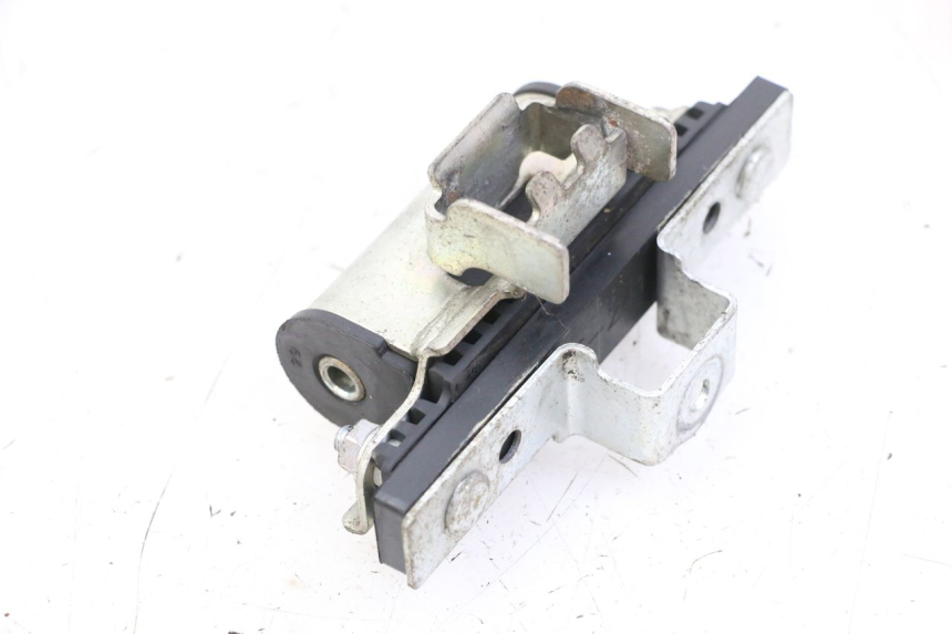 photo de FUEL TANK MOUNT YAMAHA XJ6 ABS 600 (2008 - 2016)