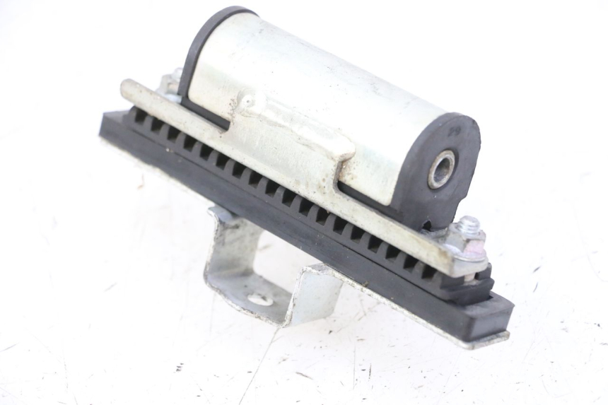 photo de FUEL TANK MOUNT YAMAHA XJ6 ABS 600 (2008 - 2016)