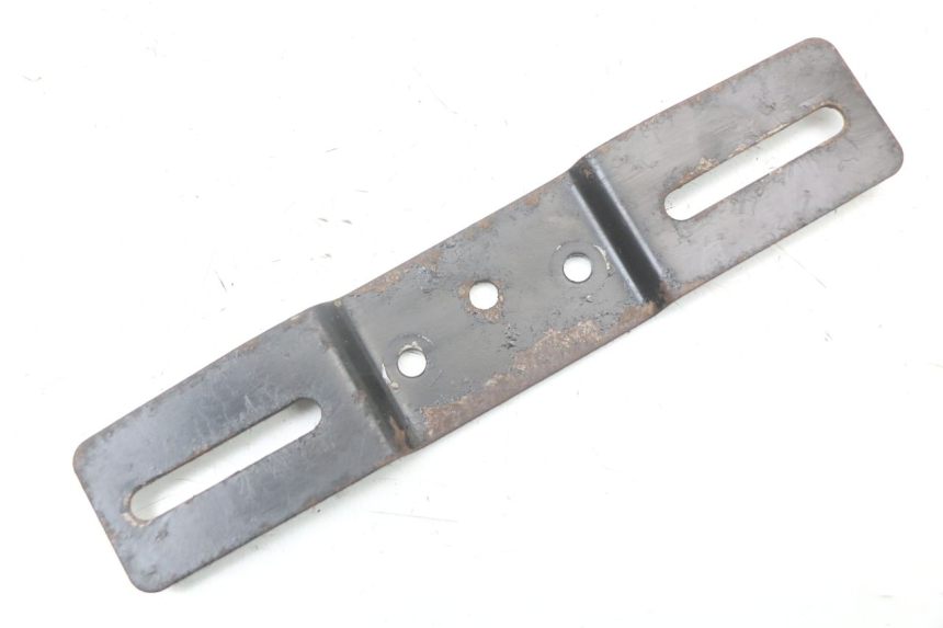 photo de NUMBER PLATE MOUNT SUZUKI GSX E 250 (1982 - 1983)