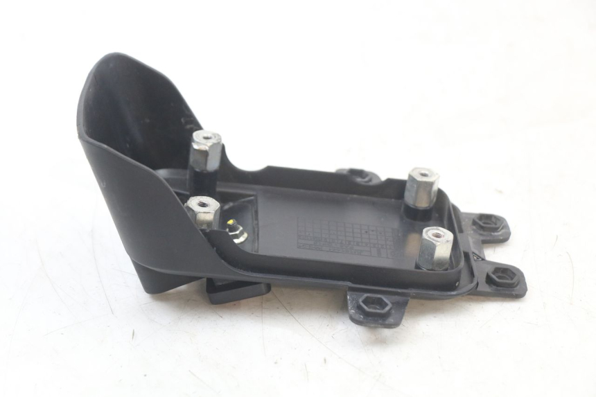 photo de NUMBER PLATE MOUNT HUSQVARNA SVARTPILEN 401 (2018 - 2023)