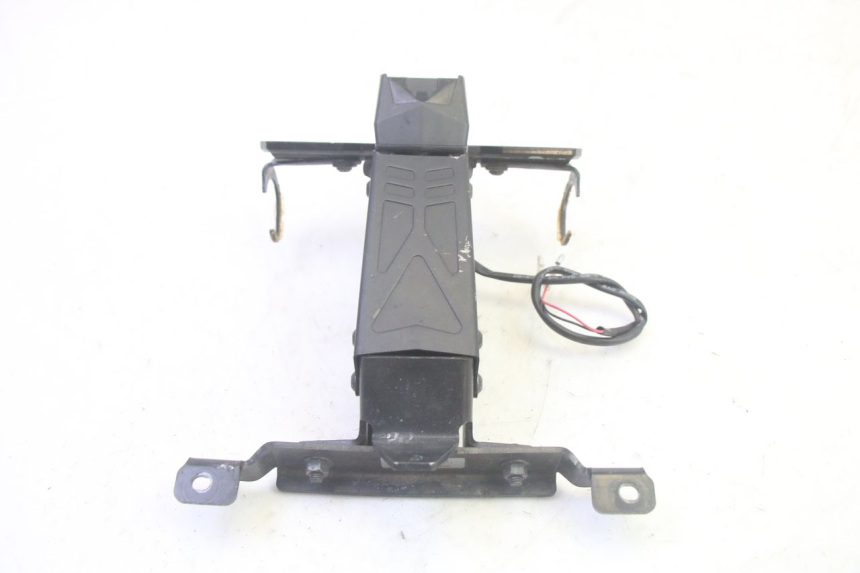 photo de NUMBER PLATE MOUNT YAMAHA TRICITY 300 (2020 - 2024) - Technical close-up