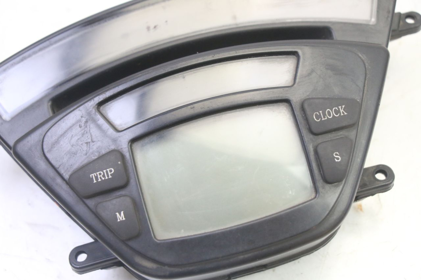 photo de DASHBOARD PIAGGIO X9 EVOLUTION 125 (2003 - 2007)