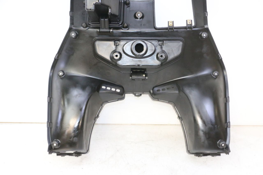 photo de INNER LEGSHIELD QUADRO 4 4D 350 (2015 - 2018)