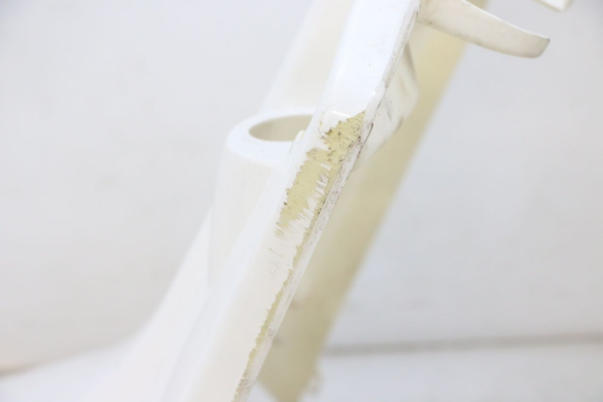 photo de INNER FAIRING MBK BOOSTER SPIRIT NAKED 50 (2004 - 2017) - Distinctive features