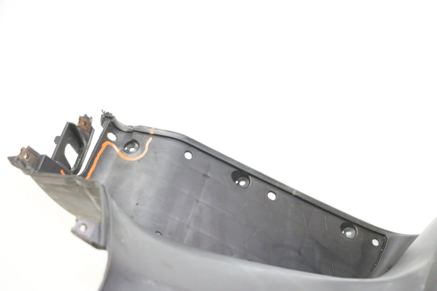 photo de INNER FAIRING SUZUKI BURGMAN 125 (2007 - 2014)