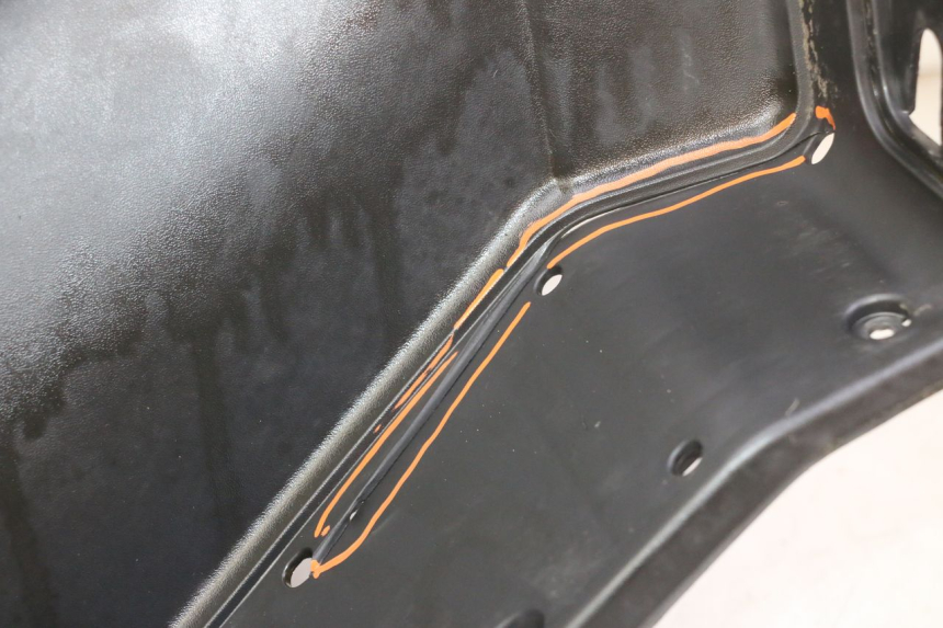 photo de INNER FAIRING SUZUKI BURGMAN 125 (2007 - 2014)