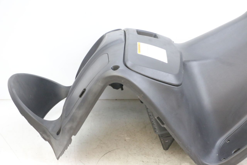 photo de INNER FAIRING SUZUKI BURGMAN 125 (2007 - 2014) - Detailed visual inspection