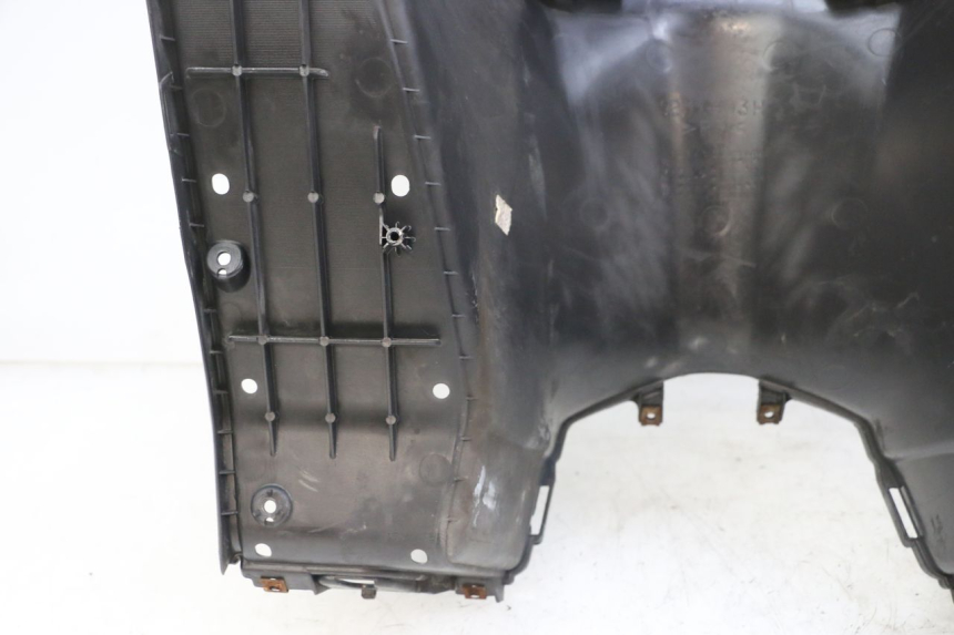 photo de INNER FAIRING SUZUKI BURGMAN 125 (2007 - 2014) - Product overview