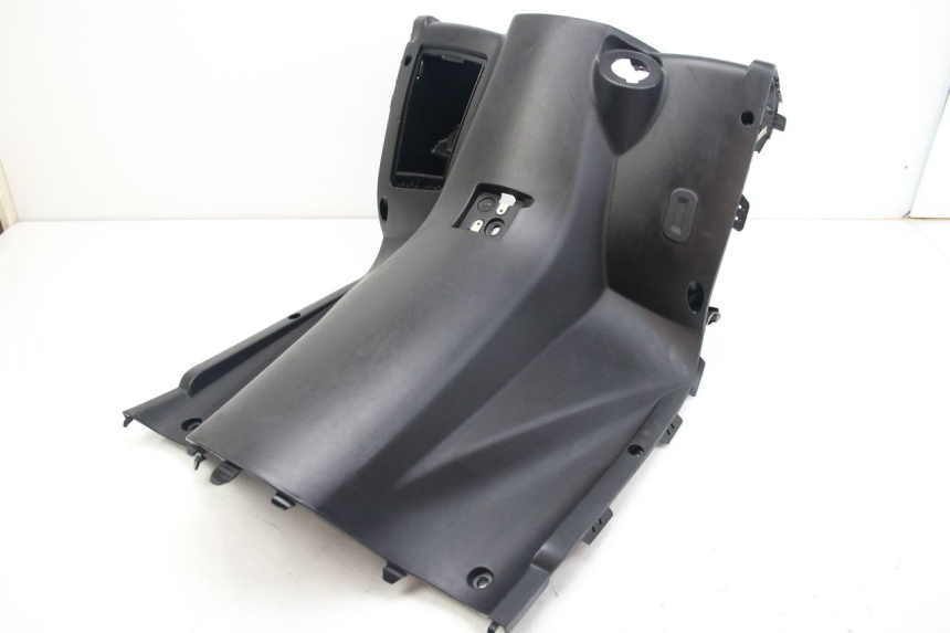 photo de INNER FAIRING PEUGEOT CITYSTAR 2T 50 (2018 - 2021)