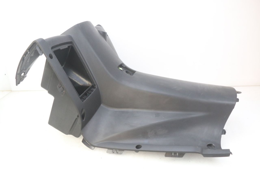 photo de INNER APRON PEUGEOT CITYSTAR 125 (2011 - 2017)