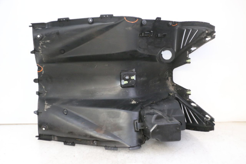 photo de INNER FAIRING PEUGEOT CITYSTAR 50 (2013 - 2017)