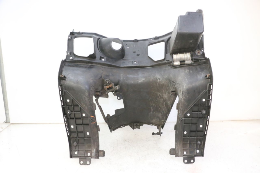 photo de INNER APRON HONDA FES S-WING SWING ABS 125 (2007 - 2015)