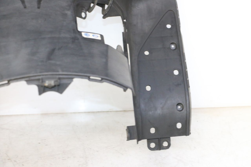 photo de INNER APRON HONDA FES S-WING SWING ABS 125 (2007 - 2015)