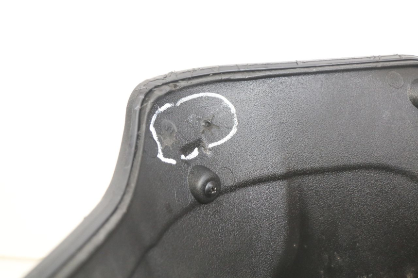 photo de INNER APRON PIAGGIO FLY 4T 50 (2013 - 2017)