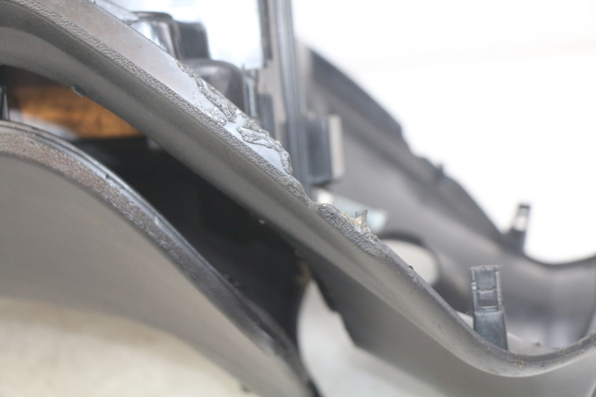 photo de INNER APRON PIAGGIO FLY 4T 50 (2013 - 2017)