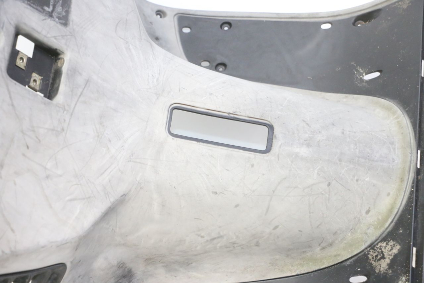 photo de INNER LEGSHIELD KYMCO GRAND DINK 125 (2008 - 2014)