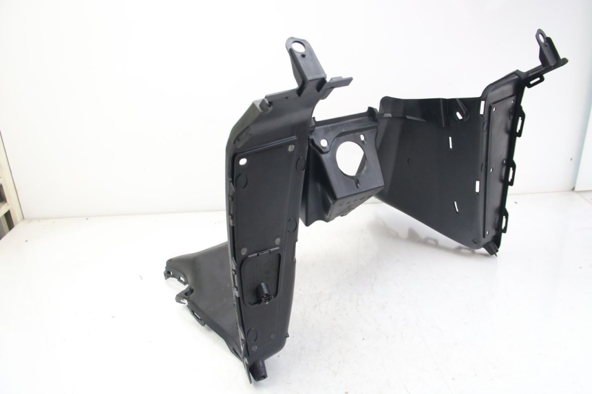 photo de LOWER INNER FAIRING KYMCO DOWNTOWN ABS 125 (2015 - 2017)